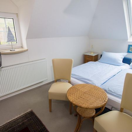 Hotel Zur Post - Burg An Der Mosel Pokoj fotografie