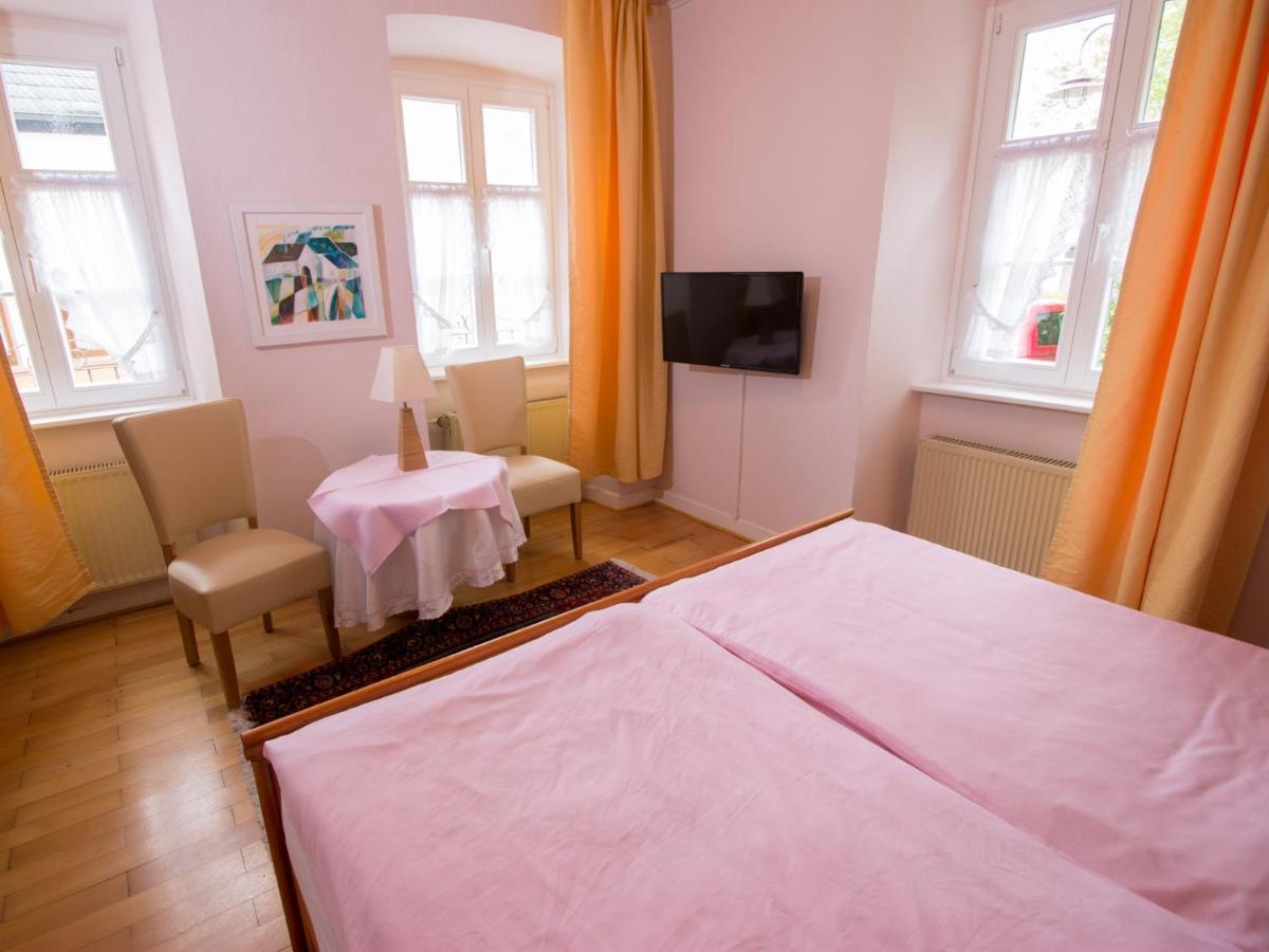 Hotel Zur Post - Burg An Der Mosel Pokoj fotografie